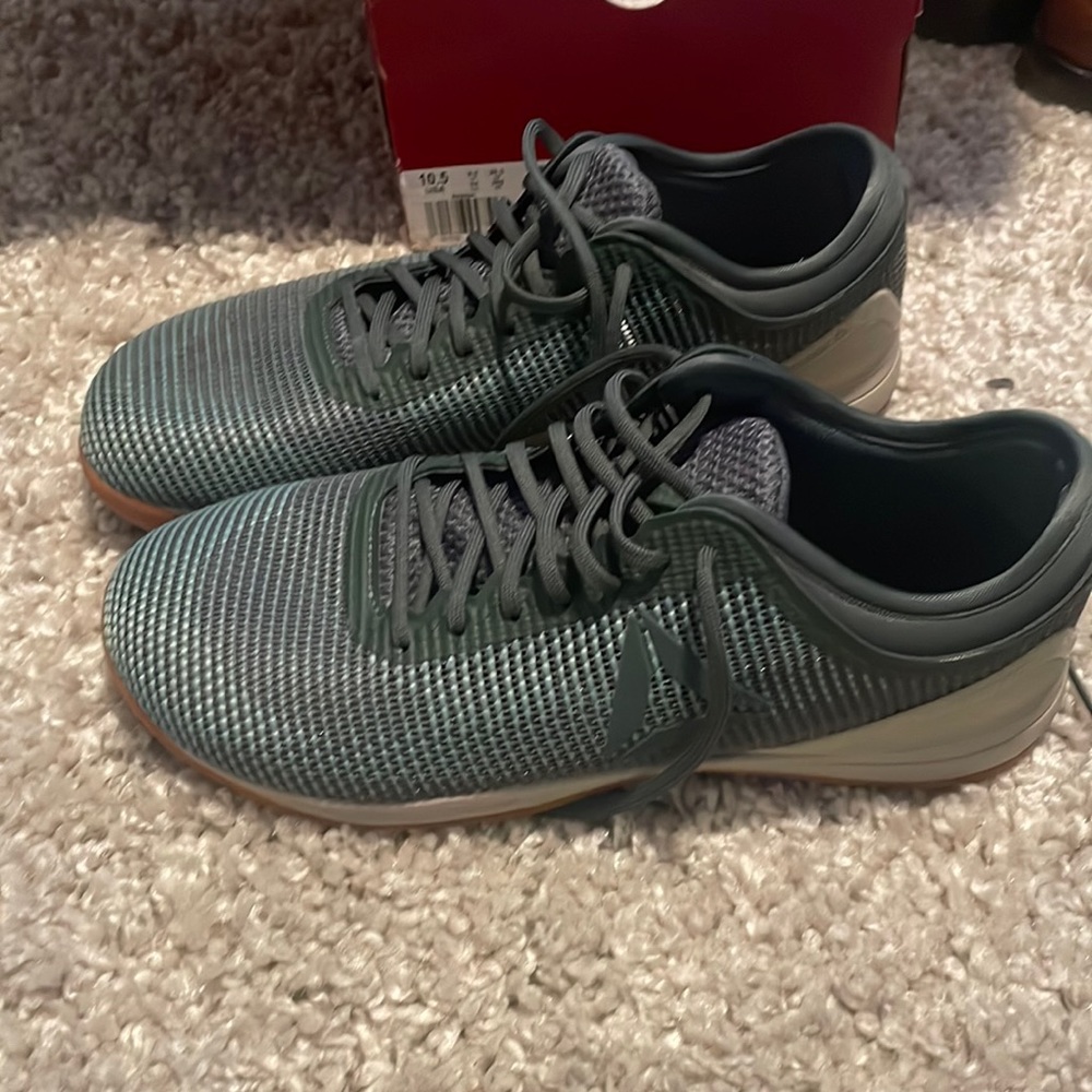 Men’s Reebok CrossFit 8.0 brand new in box. Perfect condition.